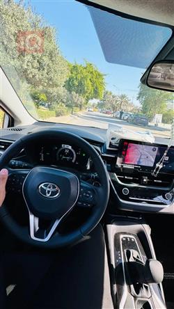 تۆیۆتا کۆرۆلا